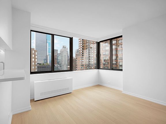5th image of 124 W 60th St APT 36D