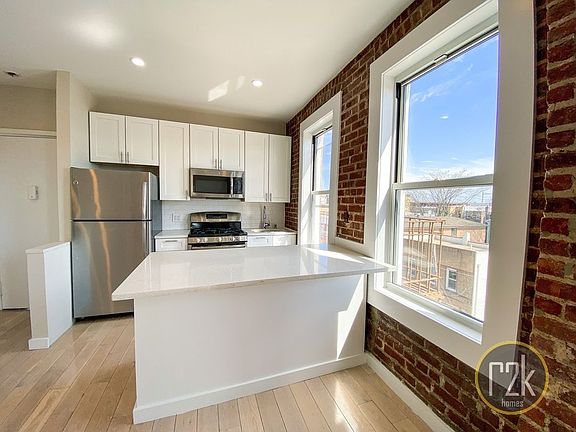 4th image of 23-92 32nd St #4F