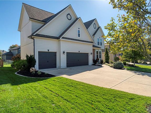 5th image of 5531 Hilltop Dr