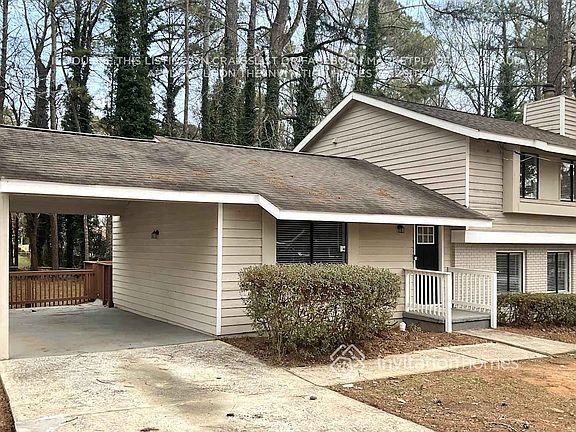 2nd image of 8952 Saddlewood Dr