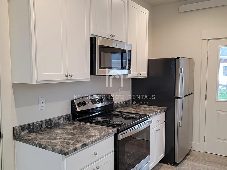 4100 S 25th St — Photo 16