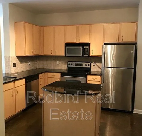 1803 Broadway #211 — Photo 12