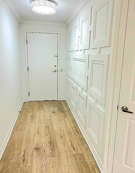 35 Kingsbridge Garden Cir #1008 — Photo 5