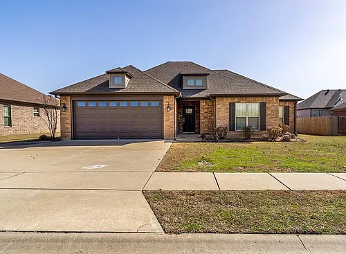 1800 Sylar Cir Photo 1