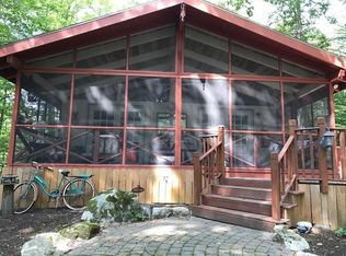 1963 Ridge Rd, Raymond, ME 04071