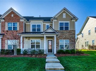 11518 Founders Park Ln, Pineville, NC 28134