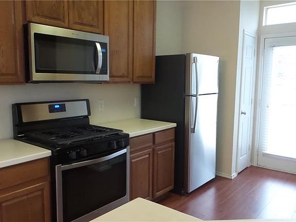 2nd image of 11516 Chaucer Dr