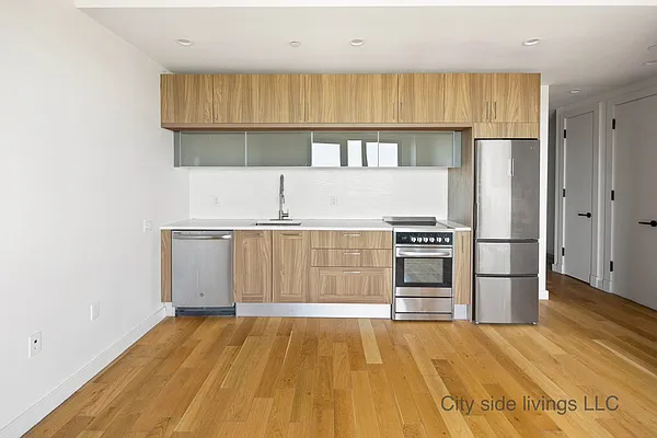 Rented by Artur Gutman, LREB | media 2