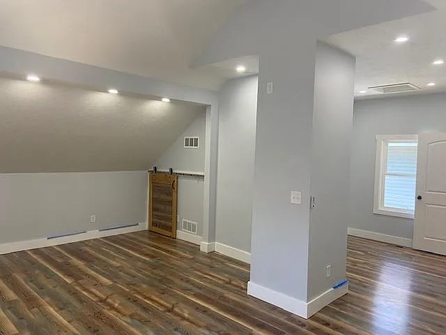 231 Stewart St SW — Photo 6