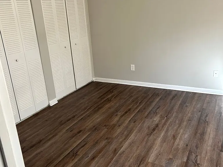 Deerridge Apartments — Photo 11