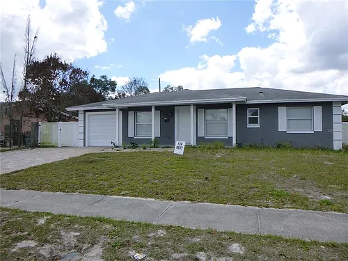 572 Santiago Ave Photo 1