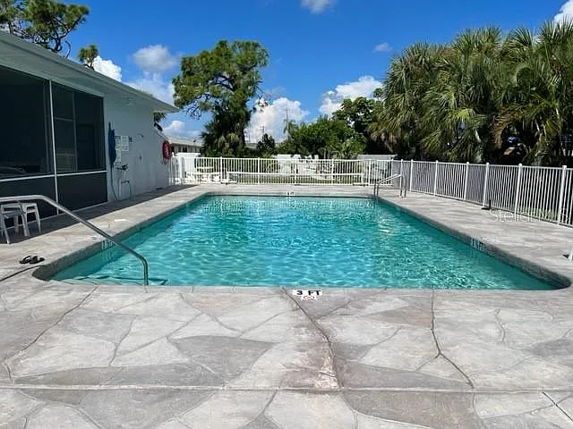 2 bed, 2.0 bath, 1170 sqft, $1,650 — Photo 2
