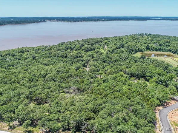 139 Patriot Pointe, Eufaula, OK 74432