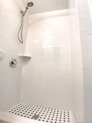 Rented by Clove Realty LLC | media 5