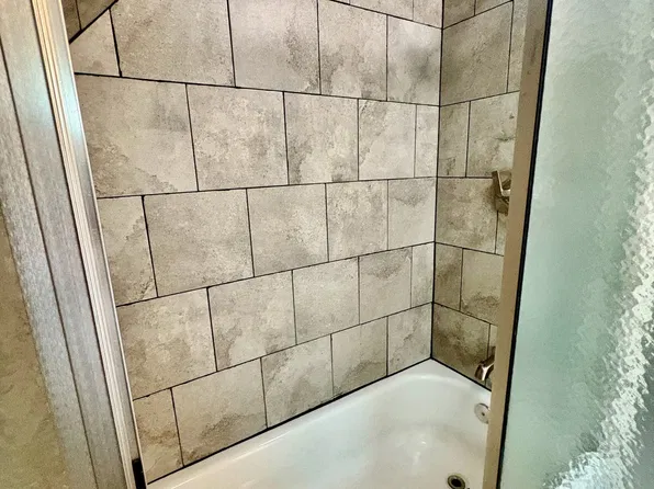 3806 N Prospect Ave #3806, Milwaukee, WI 53211