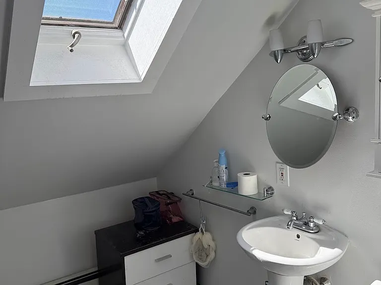 26 Winthrop St #2 — Photo 8