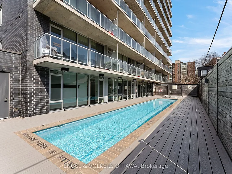 300 Lisgar St #1210 — Photo 27