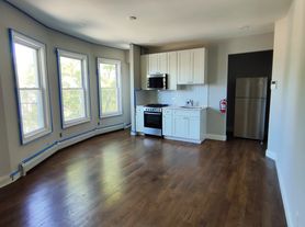 496 Kearny Ave, Kearny, NJ