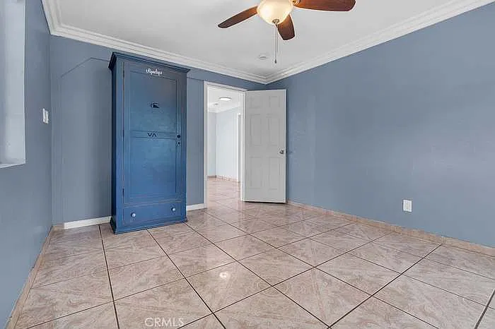 3 bed, 950 sqft, $3,200 — Photo 4