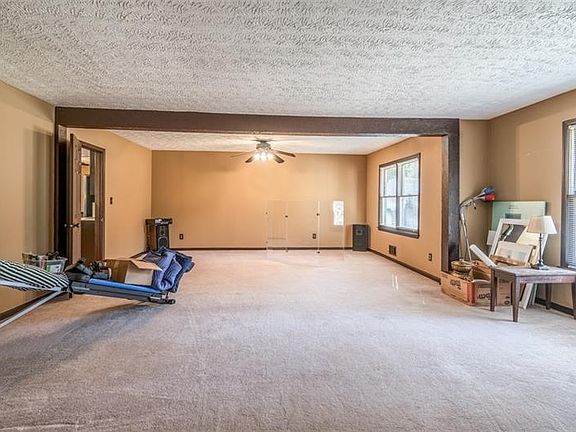 5th image of 2344 Sussex Ct