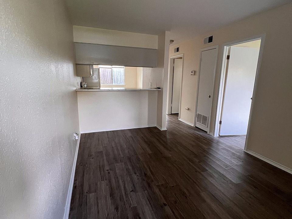 1st image of 500 Burton Ave APT 5