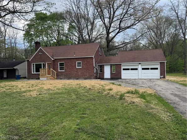 1618 W Park Ave, Niles, OH 44446