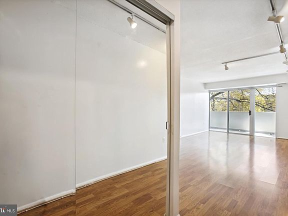 3rd image of 700 7th St SW APT 211