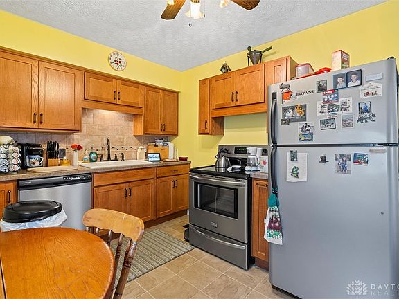 4th image of 4114 Elliot Ave