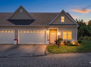 843 Ledgewood Way #843, Clinton, MA 01510