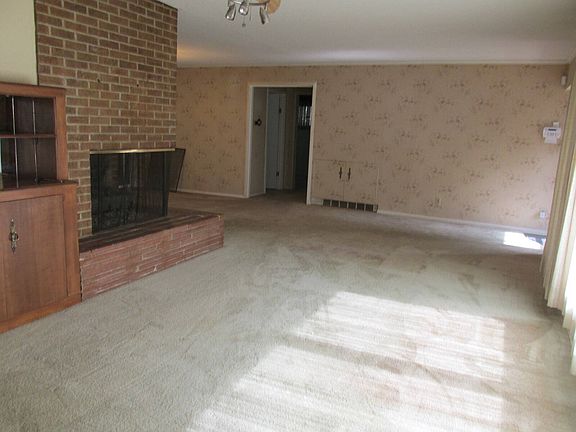 2nd image of 316 N 6th St