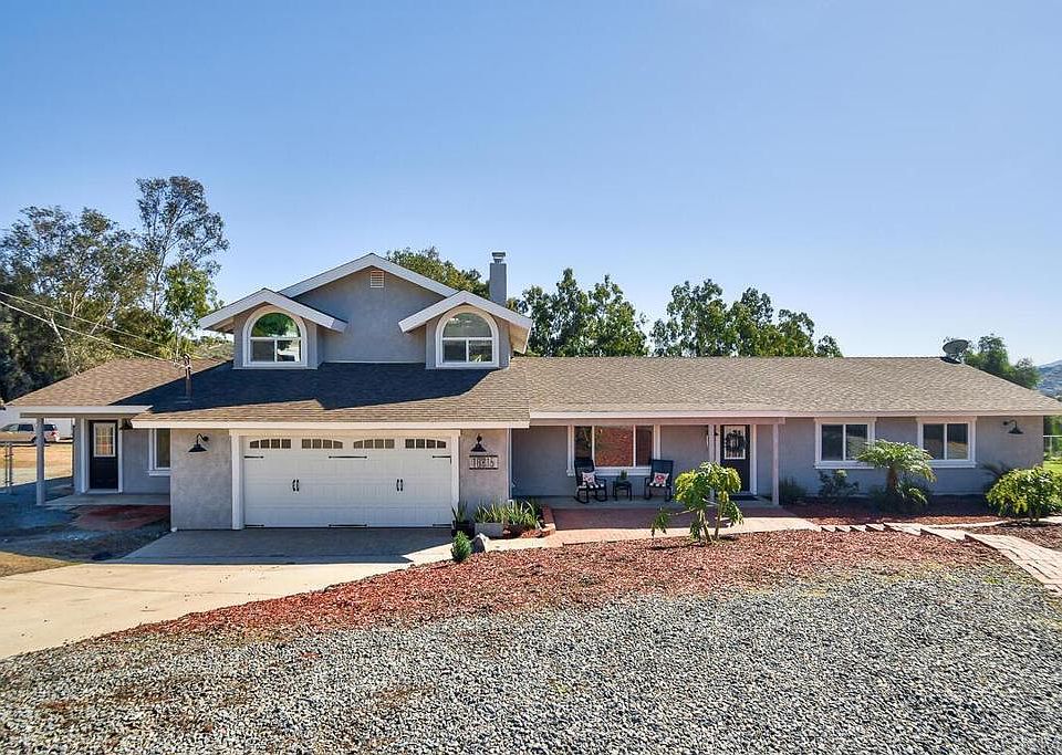 1st image of 10815 Vista Camino
