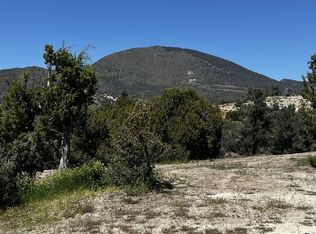 25200 Sunview Dr, Tehachapi, CA 93561