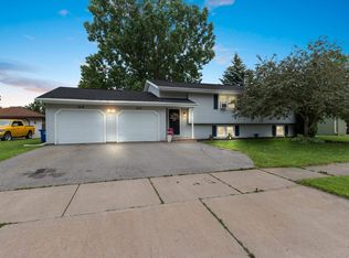 1416 Miami Cir, Little Chute, WI 54140