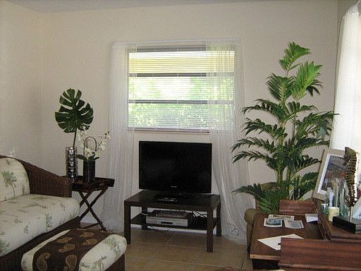 2nd image of 1720 Morrill St APT 10