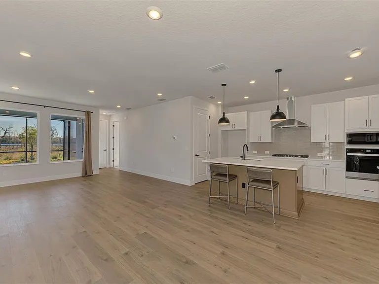 2821 Marrakesh Ln — Photo 11