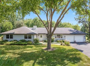 39W425 Capulet Cir, Elgin, IL 60124