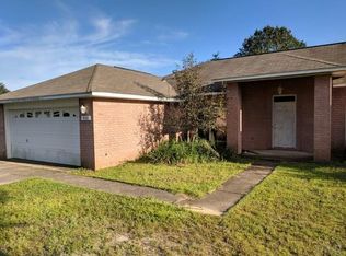 4963 Pineview Ridge Rd, Pace, FL 32571