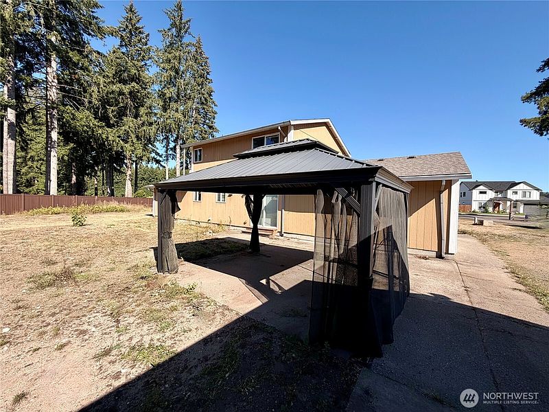 4th image of 142 Gassman Road