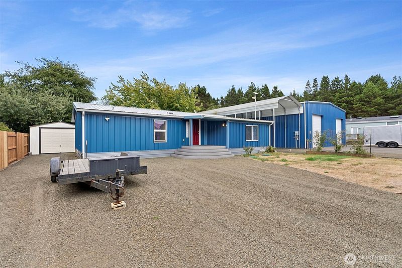 3rd image of 1402 & 1406 Sandy Drive