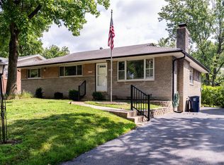 8754 Glenwood Dr, Saint Louis, MO