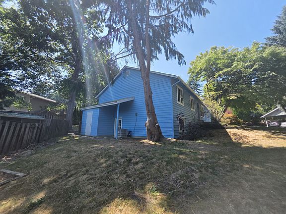 2nd image of 19509 55th Ave NE