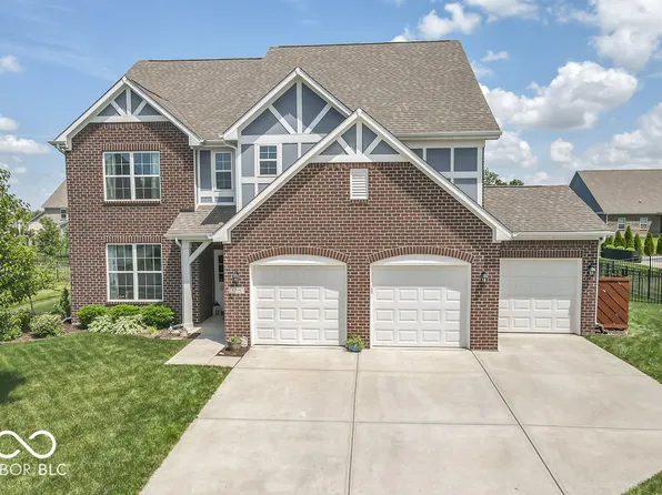 5209 Karlyn Ct, Bargersville, IN 46106