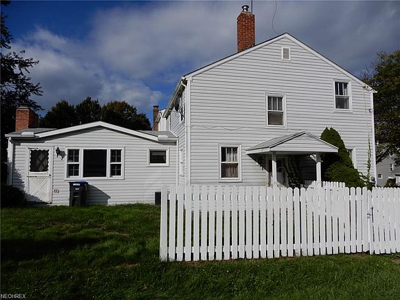 3rd image of 90 Palmetto Ave