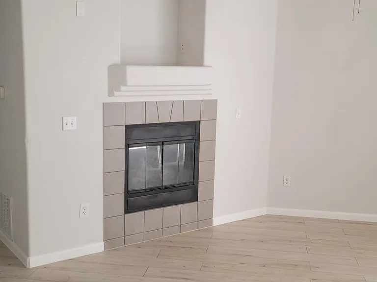 4572 Copeland Loop #103 — Photo 10