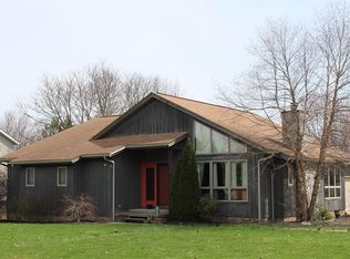 890 S Court St, Medina, OH 44256