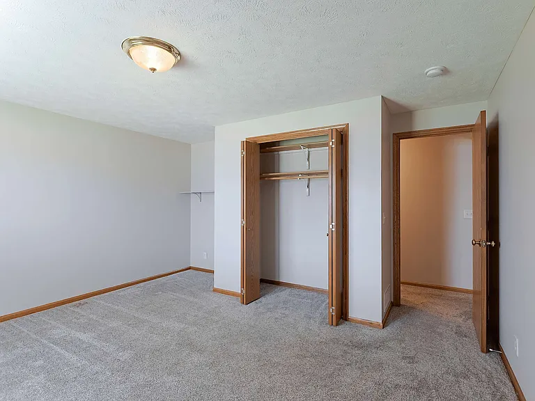 8624 Delphinium Ln — Photo 32