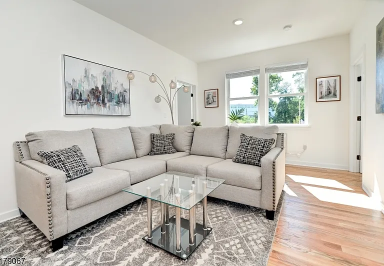 610 Mill St #333 — Photo 5