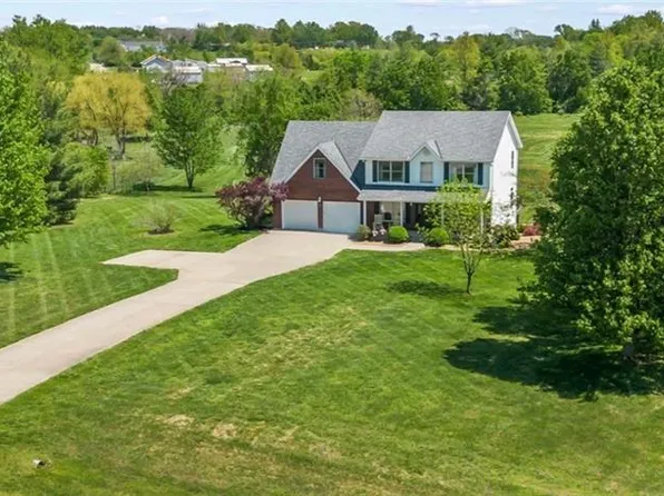 4 SW 260th Rd, Warrensburg, MO 64093