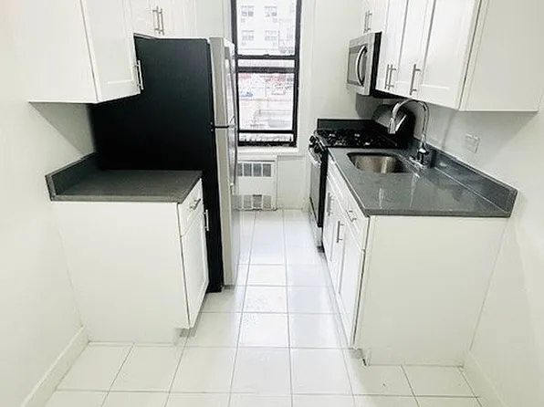 3235 Emmons Ave APT 227, Brooklyn, NY 11235