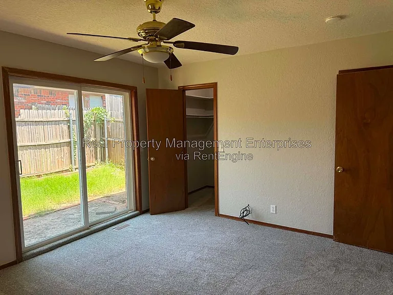 4105 Heritage Place Dr — Photo 13